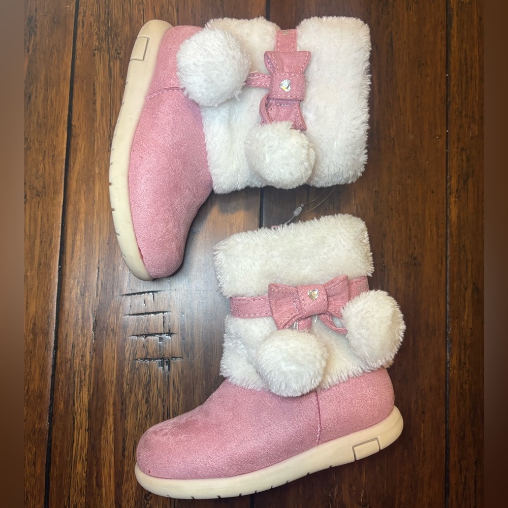 US Polo Assn. Toddler Sz 7 Pink white faux fur bow Pom Pom winter snow boots